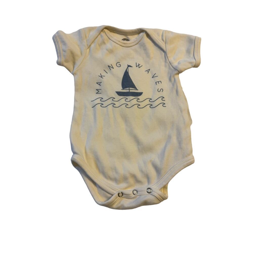 Emerson & friends cream sailboat onesie 6-12 mos EUC